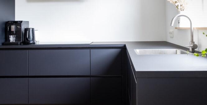 La cucina total black